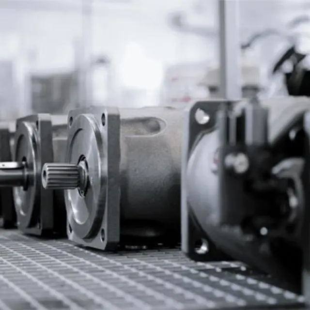Hydraulic pumps